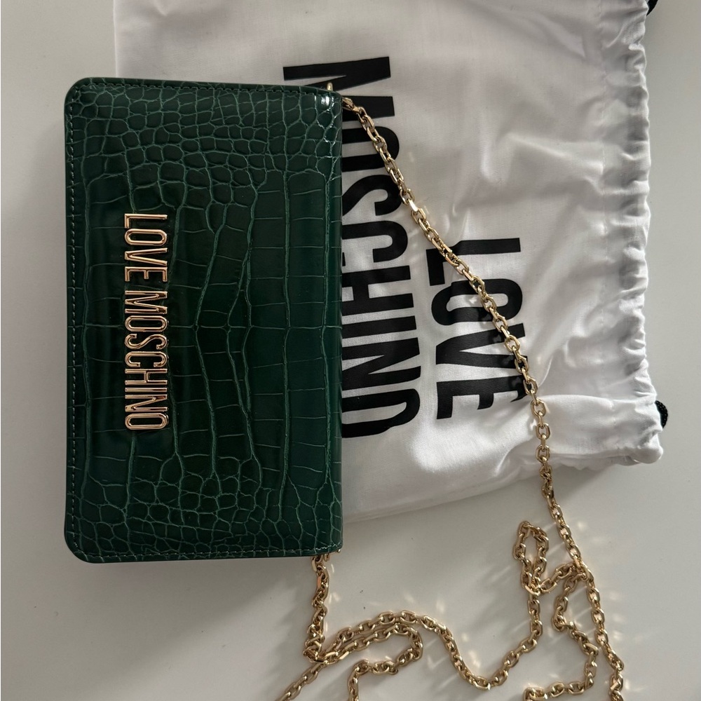 Love Moschino sling Bag